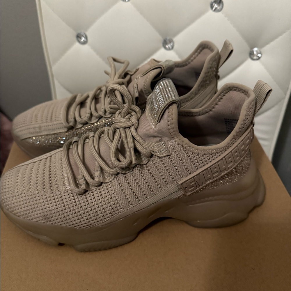 Steve Madden bling sneakers - Picture 3 of 10